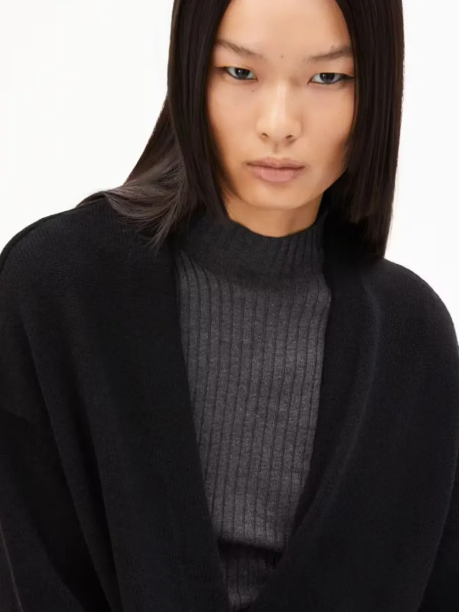 armedangels_kassandraa_bl_3.webp Armedangels KASSANDRAA Black^Dame Overdele