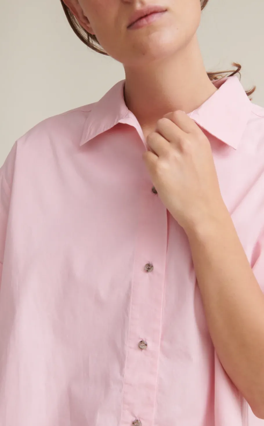 basic_apparel_vilde_ss_sh_4.webp Basic Apparel Vilde SS Shirt GOTS Pink Nectar^Dame Overdele