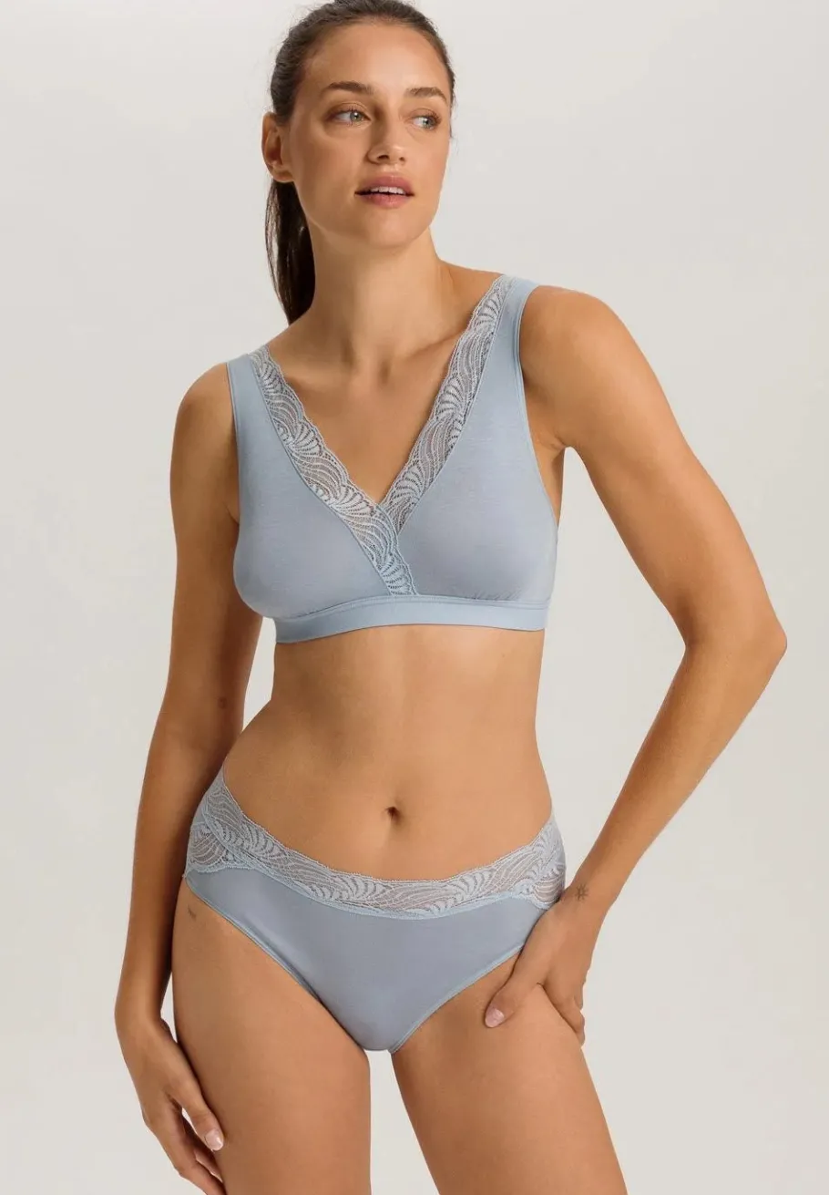 hanro_cotton_delight_soft_1.webp Hanro Cotton Delight Soft Cup Bra sea breeze^Dame Undertøj