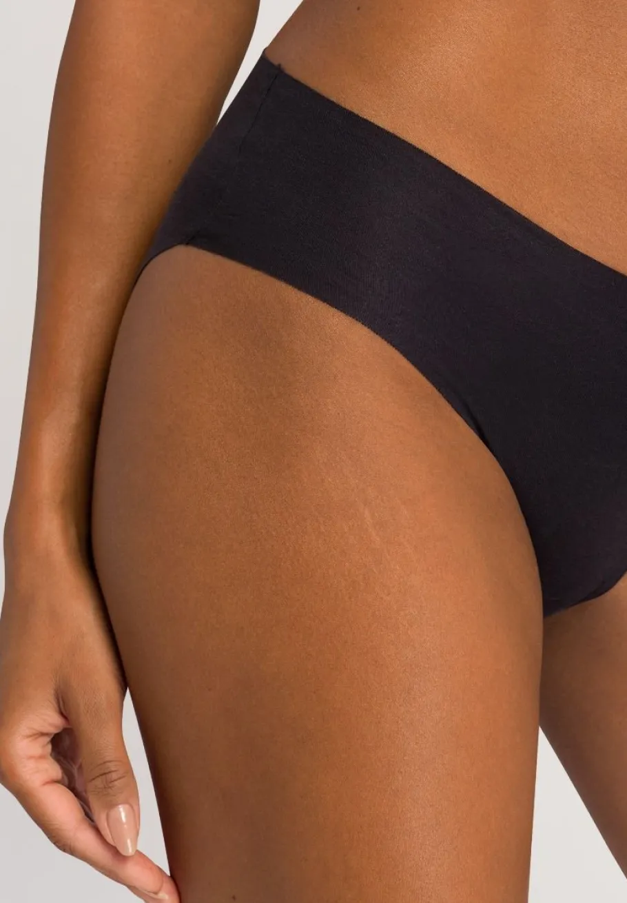 hanro_invisible_cotton_mi_3.webp Hanro Invisible Cotton Midi Briefs Black^Dame Undertøj