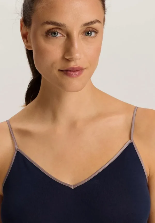 Hanro V-neck Spaghetti Top Deep Navy^Dame Undertøj