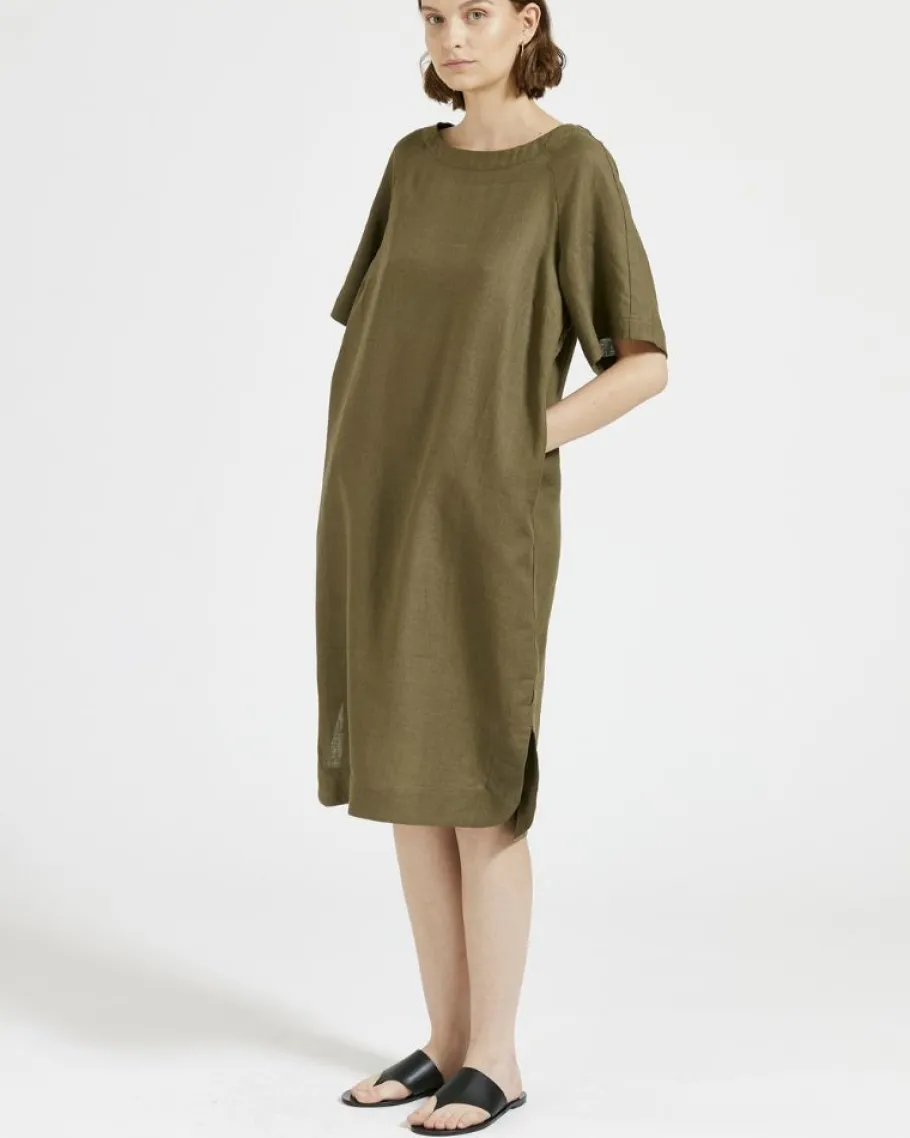 maska__arya_linen_dress___0.webp Maska - Arya Linen Dress - Dark Green^Dame Kjoler Og Jumpsuits