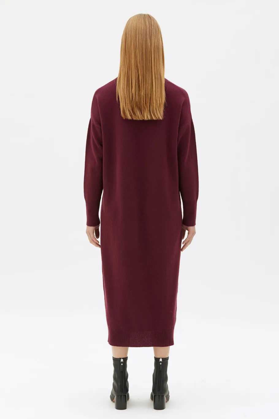 maska_kaya_knitted_dress__2.webp Maska Kaya knitted dress in lambswool - Bourdeaux^Dame Kjoler Og Jumpsuits