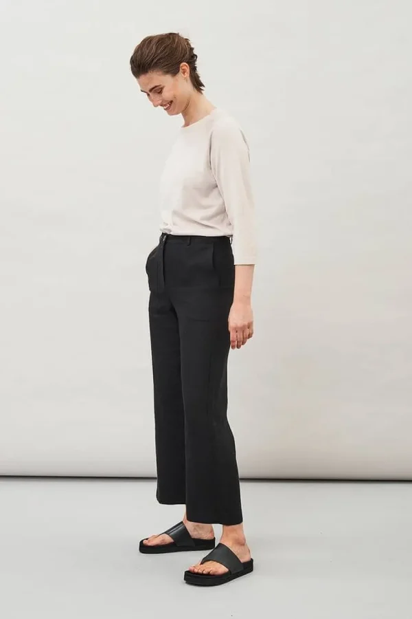 Maska Lissy Cropped Linen trousers Black^Dame Underdele