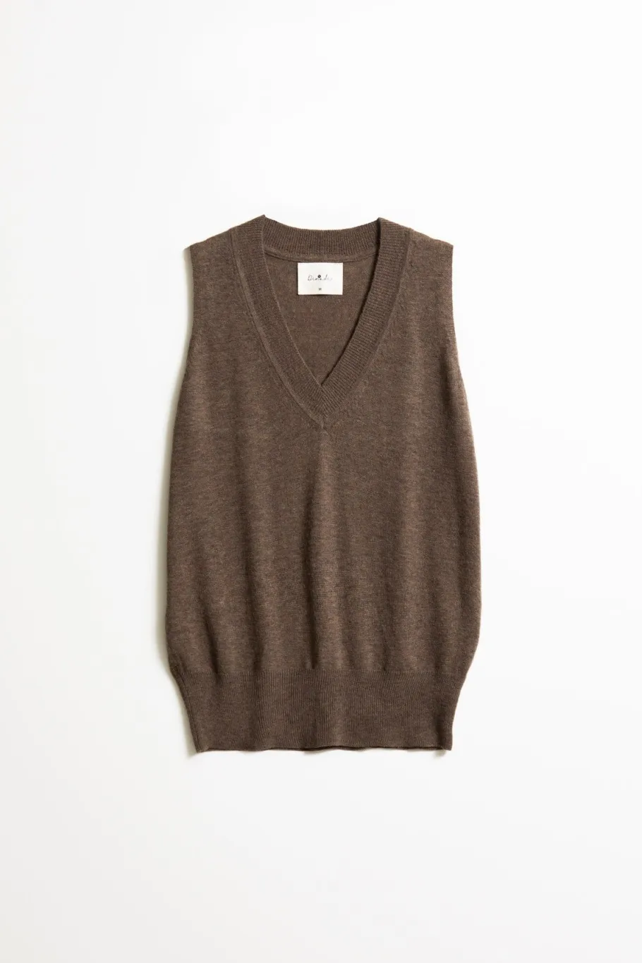 merino_vneck_vest__nutmeg_4.webp Maska MERINO V-NECK VEST – NUTMEG BROWN^Dame Overdele
