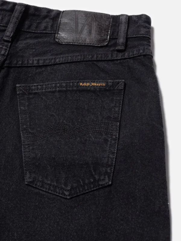 Nudie Jeans Maud Shorts sort - økologiske denimshorts^Dame Underdele
