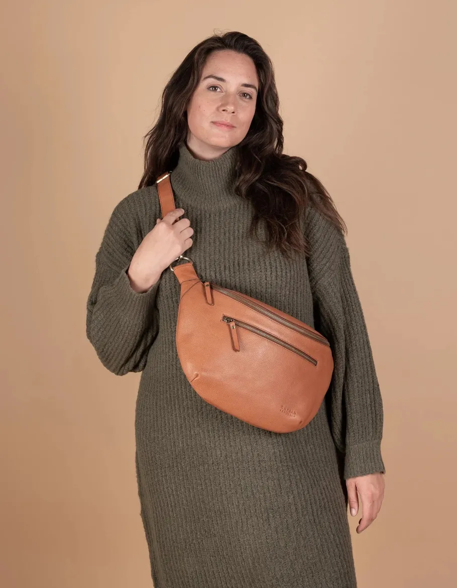 o_my_bag_drew_maxi_blteta_5-1.webp O My Bag Drew Maxi bæltetaske oak læder^Dame Tasker Og Punge