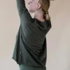Yogamii - Lion Drapy Tee - Dark Olive^Dame Overdele