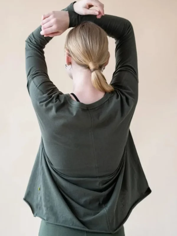 Yogamii - Lion Drapy Tee - Dark Olive^Dame Overdele