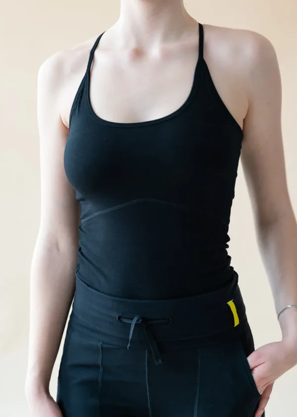 Yogamii - Nidra Strap Top - Black^Dame Overdele