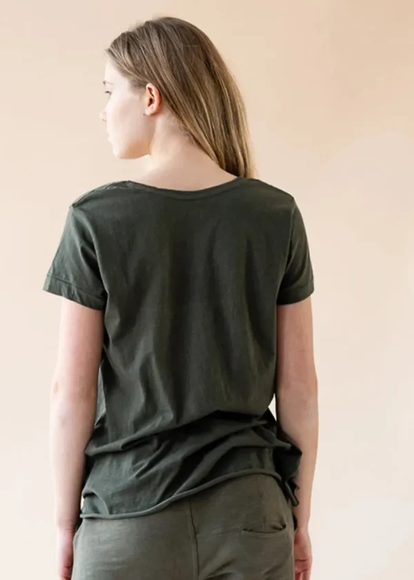 Yogamii - Yama Tee - Dark Olive^Dame Overdele