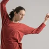 Yogamii Mukha Blouse - økologisk yogatøj - surya red^Dame Overdele